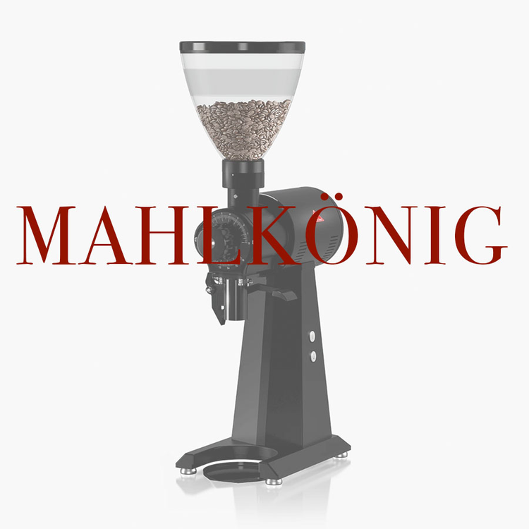 En sort kaffekværn fyldt med kaffebønner med ordet "MAHLKÖNIG" i store røde bogstaver over billedet.